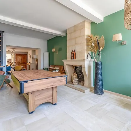 Superbe Maison Avec Piscine Rauzan