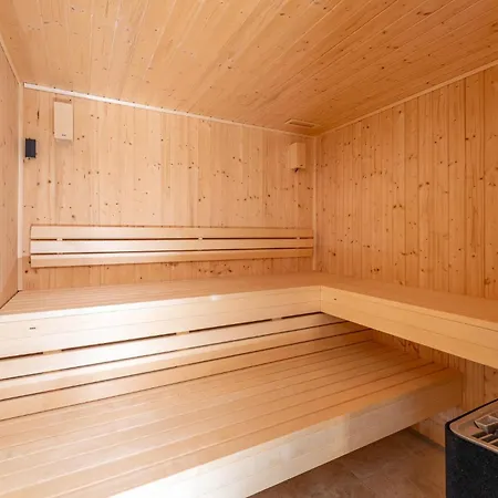 Prázdninový dům Superbe Maison Avec Piscine Rauzan