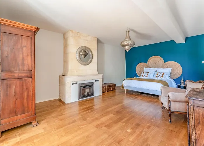 Superbe Maison Avec Piscine Rauzan